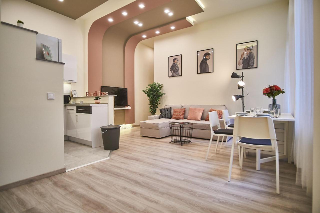 F4 Design Apartment- Budapest Exterior photo